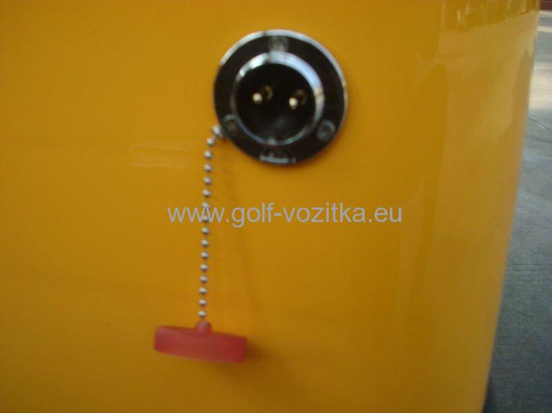 Golfové elektrické autíčko AXD3